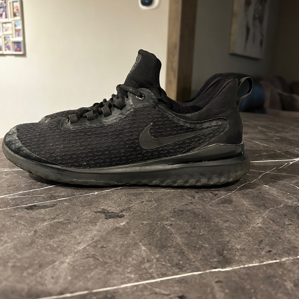 Nike Rival renew Men's Black Running Shoes